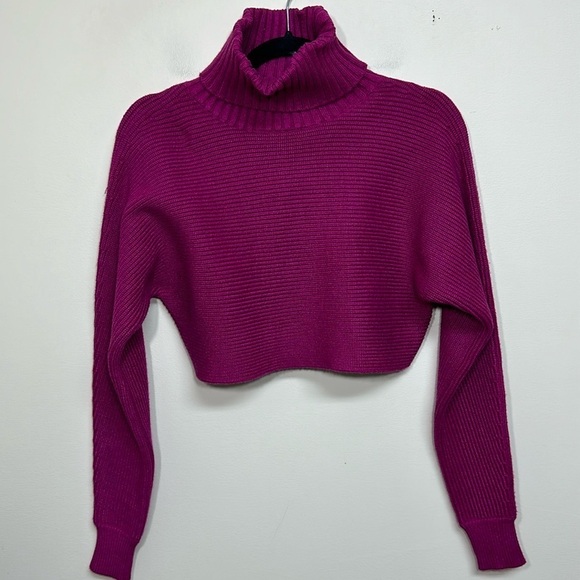 House of Harlow 1960 Ribbed Cropped Turtleneck Magenta XS NWT - Picture 2 of 5